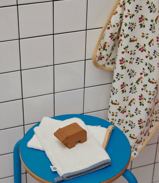 Carr&eacute; de bain et gant b&eacute;b&eacute; imprim&eacute;s fruits blanc/jaune/multicouleur