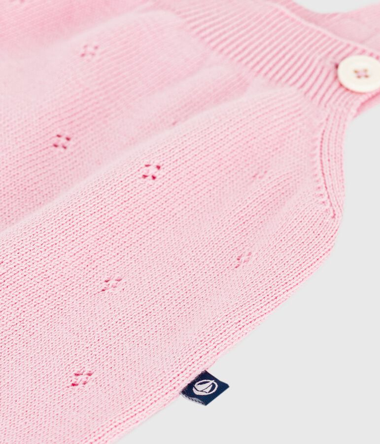 Combinaison courte b&eacute;b&eacute; en tricot de coton ajour&eacute; rose