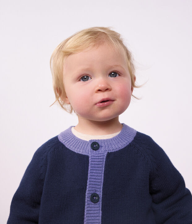 Cardigan b&eacute;b&eacute; en tricot laine et coton et motifs jacquards c&oelig;urs bleu/multicouleur