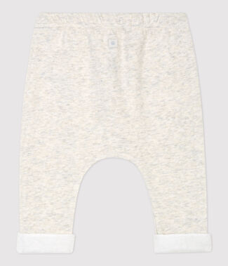 beige chin&eacute;