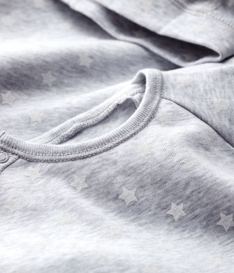 Coffret cadeau naissance gris chin&eacute; b&eacute;b&eacute; en coton biologique multicouleur