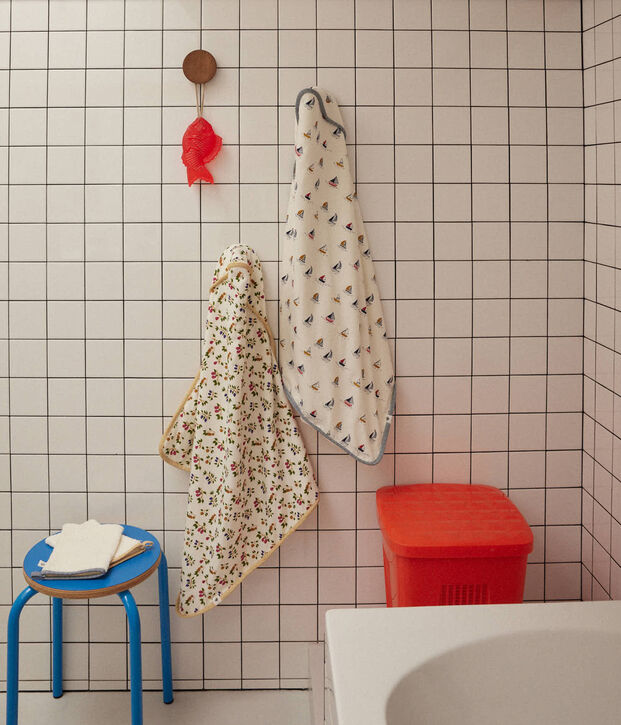 Carr&eacute; de bain et gant b&eacute;b&eacute; imprim&eacute; marin blanc/bleu/multicouleur