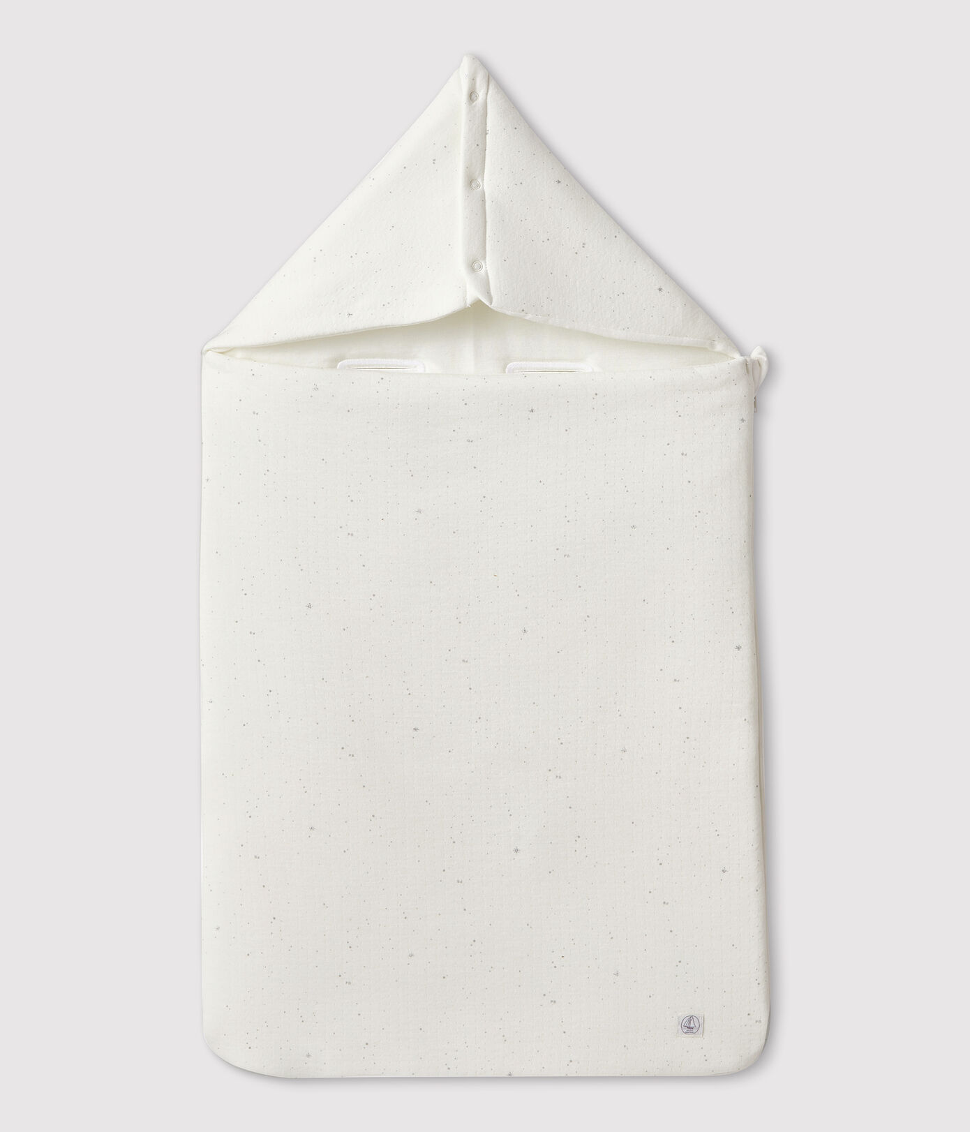 Nid d'ange blanc bébé en tubique