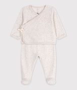 beige chin&eacute;