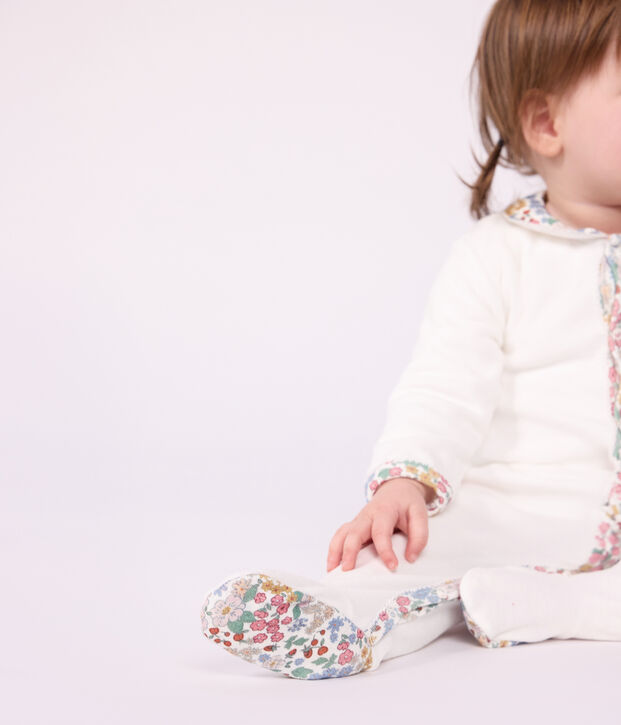 Pyjama b&eacute;b&eacute; en velours uni avec col, d&eacute;tail imprim&eacute; &agrave; fleurs blanc