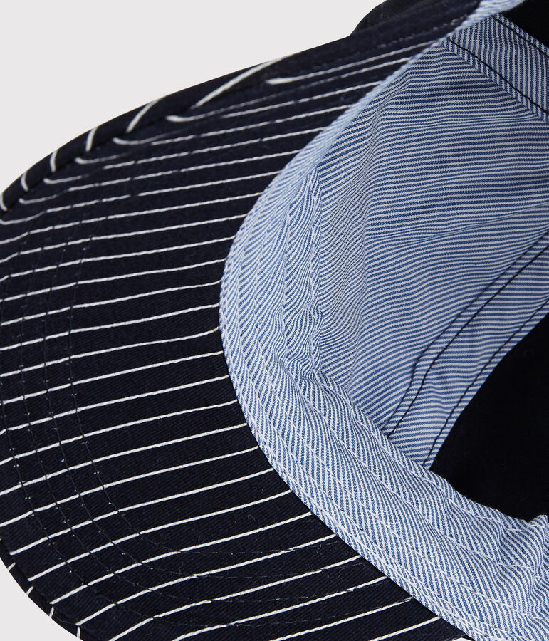 Casquette avec badge en bouclette b&eacute;b&eacute; gar&ccedil;on bleu SMOKING/blanc MARSHMALLOW