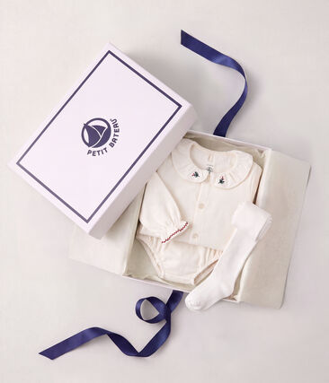 Coffret cadeau bébé avec blouse, bloomer et collants