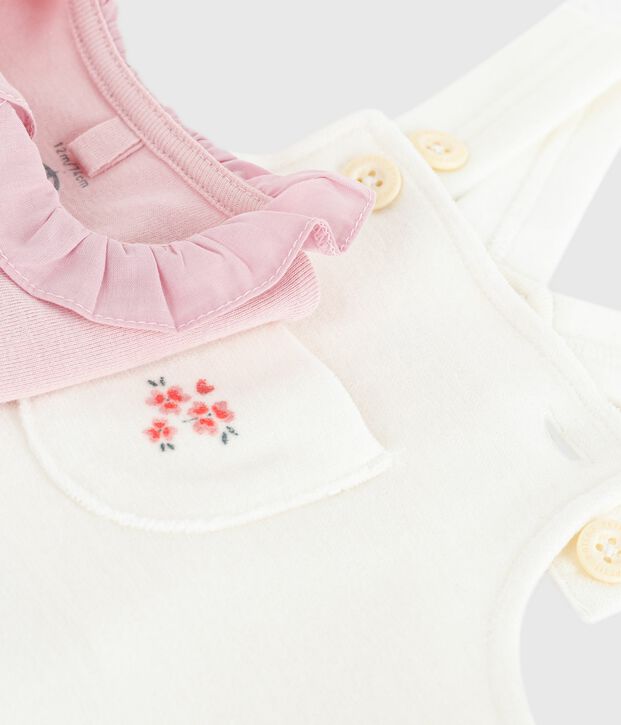 Ensemble salopette b&eacute;b&eacute; en coton uni et d&eacute;tails raffin&eacute;s &eacute;cru/rose
