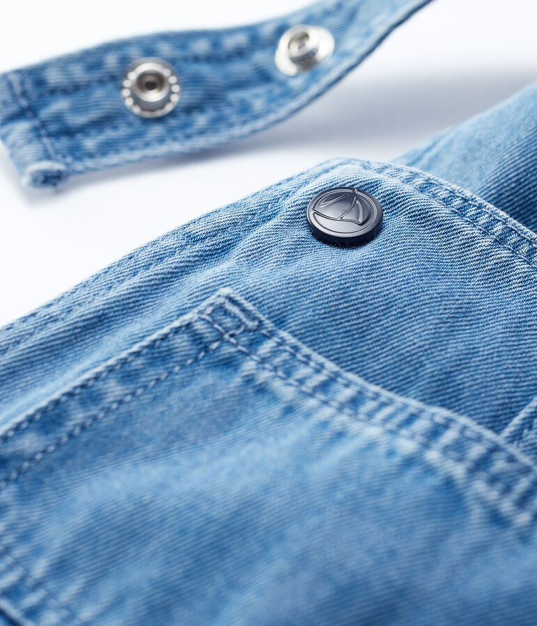 Salopette courte en demin clair b&eacute;b&eacute; clair bleu