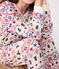 Pyjama femme en coton imprim&eacute; No&euml;l &eacute;cru/multicouleur