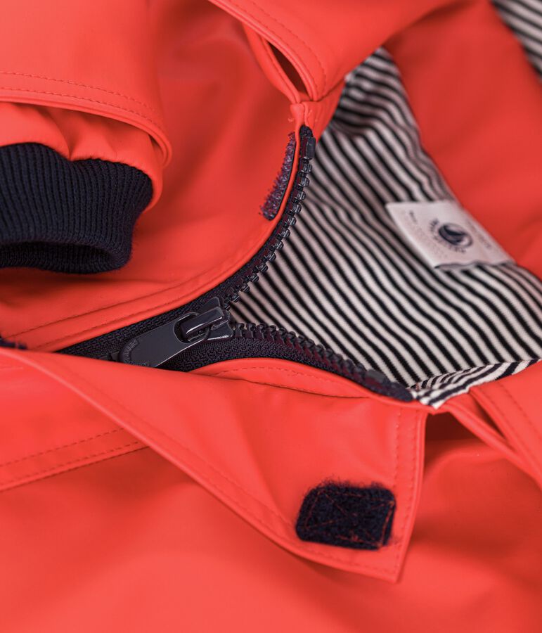 Cir&eacute; b&eacute;b&eacute; iconique en mati&egrave;re d&eacute;perlante rouge SPICY