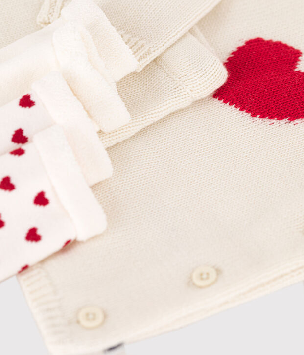 Coffret cadeau naissance en tricot multicouleur