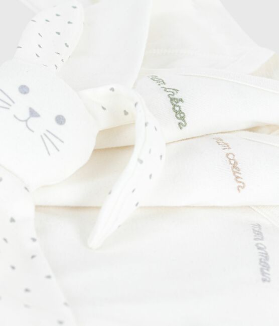 Coffret cadeau naissance en coton brodé variante 1
