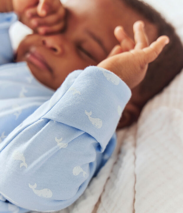 Pyjama b&eacute;b&eacute; en coton &agrave; col imprim&eacute; baleine bleu/blanc