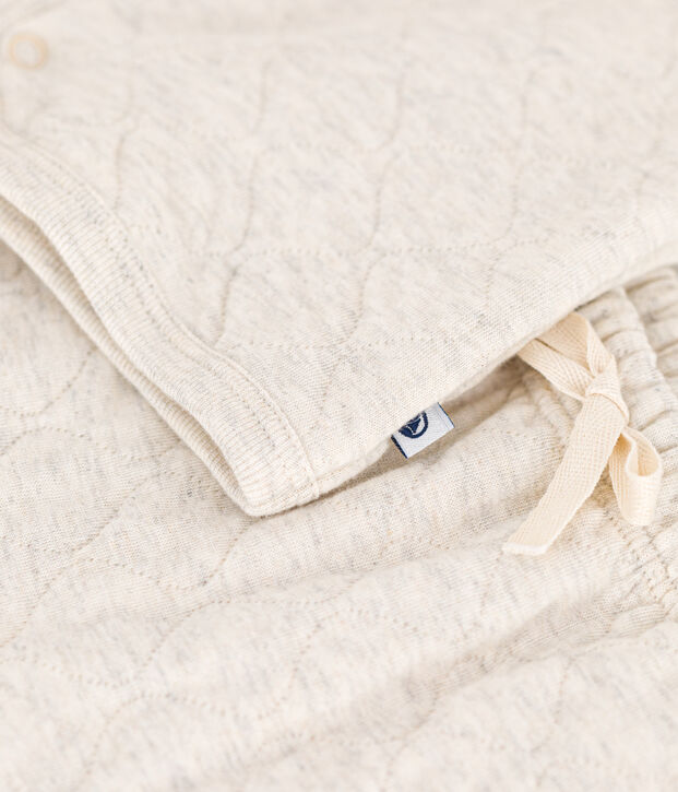 Ensemble en tubique matelass&eacute; b&eacute;b&eacute; beige chin&eacute;