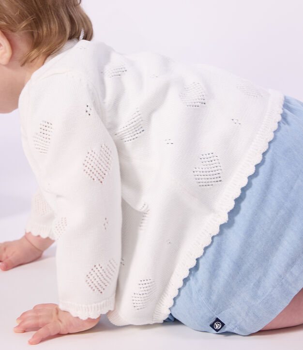 Cardigan b&eacute;b&eacute; en coton &agrave; motifs c&oelig;urs blanc