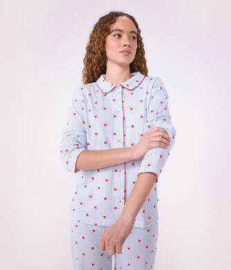 Pyjama boutonn&eacute; femme en coton imprim&eacute; &agrave; rayures et c&oelig;urs