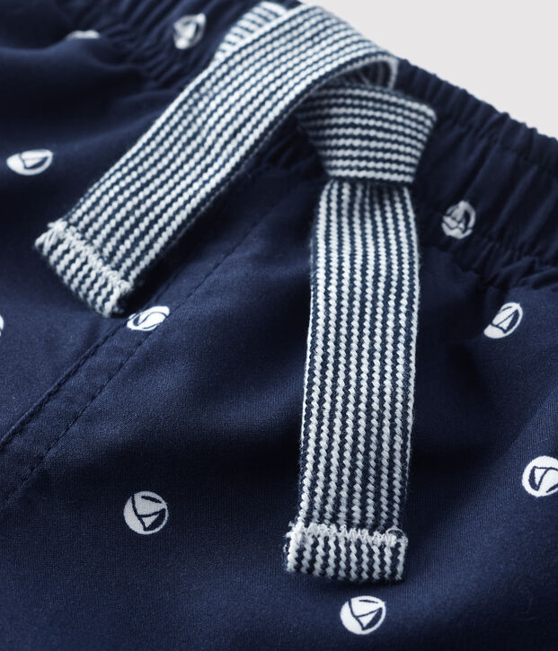 Short de bain en mati&egrave;re recycl&eacute;e b&eacute;b&eacute; bleu/blanc