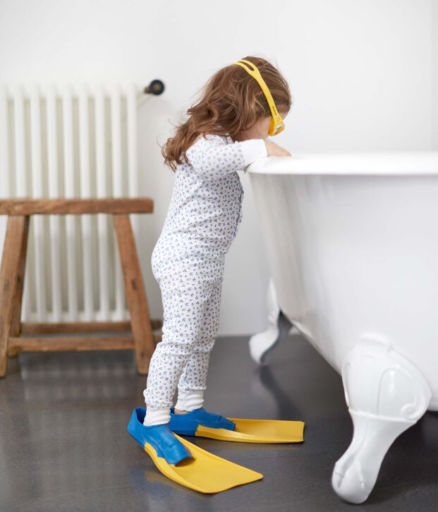 Pyjama combinaison fille imprim&eacute; blanc/bleu