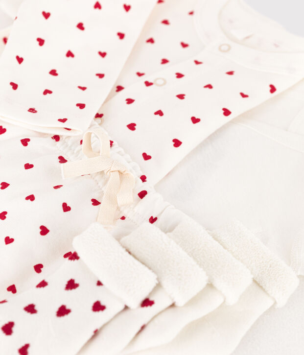 Coffret cadeau naissance petit c&oelig;ur multicouleur