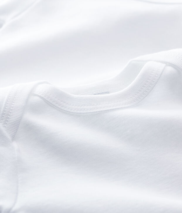 Lot de 2 bodies blancs manches courtes b&eacute;b&eacute; multicouleur