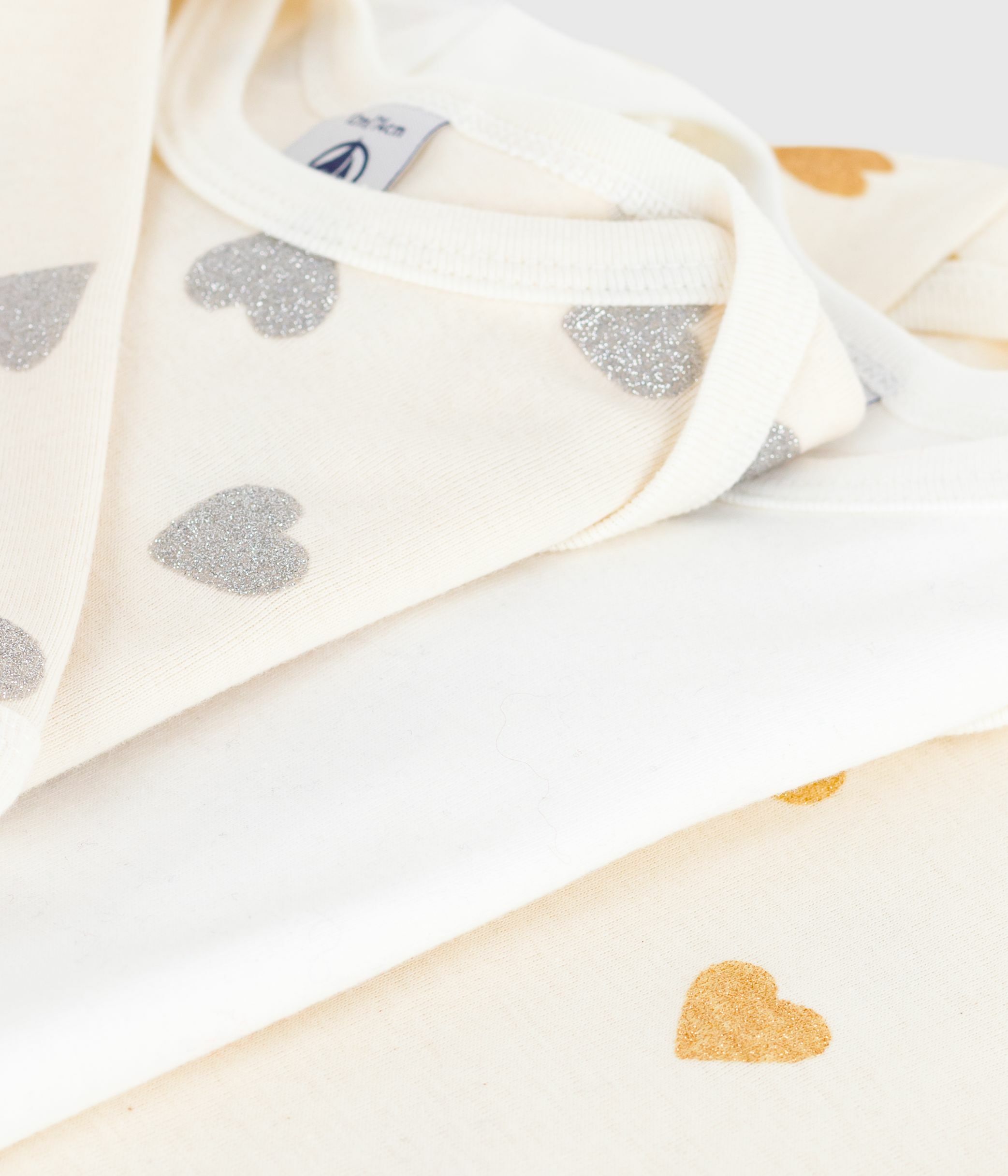 Lot De 3 Bodies Manches Longues Petit Bateau - Imprimé Cœurs Pailletés Et Uni - Coton Doux Pour Bébé